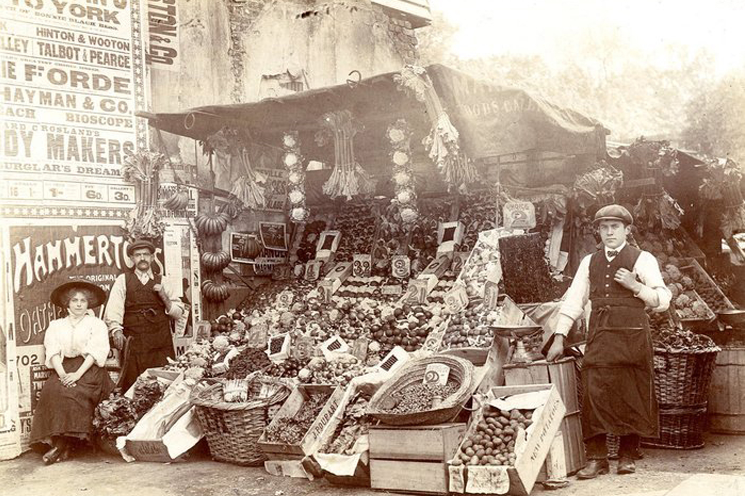 Purchase of the Kitcheners farm in Enfield