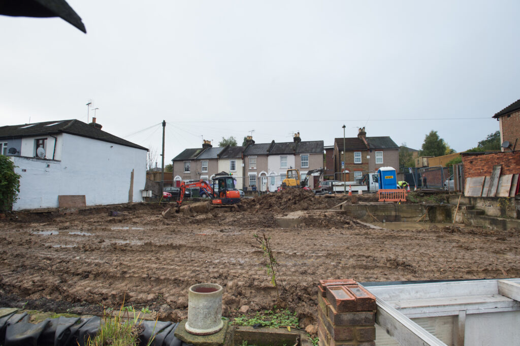 5 NEW BUILD TOWNHOUSES IN BARNET NORTH LONDON