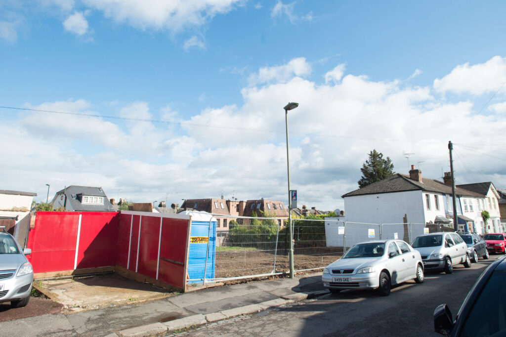 5 NEW BUILD TOWNHOUSES IN BARNET NORTH LONDON