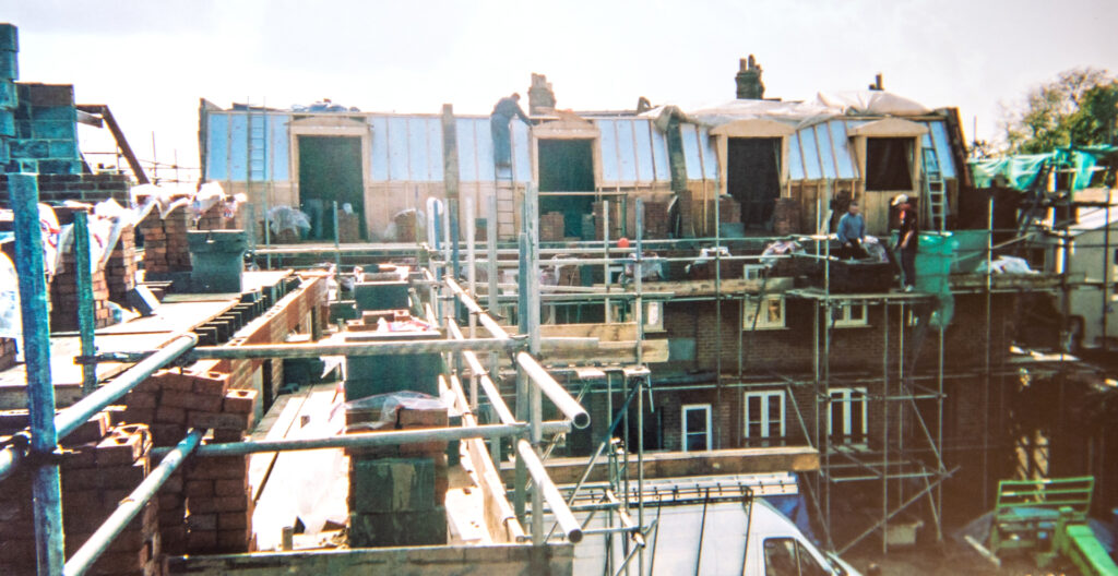 THE OLD DAIRY SQUARE | TEN NEW BUILD HOMES IN WINCHMORE HILL N21