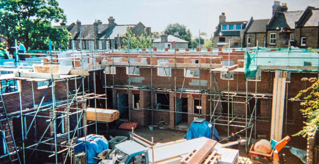 THE OLD DAIRY SQUARE | TEN NEW BUILD HOMES IN WINCHMORE HILL N21