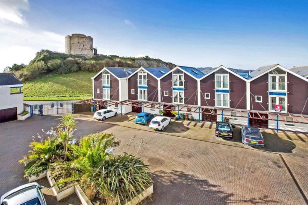 Spinnaker Quay Plymouth 22 New Build Waterfront Houses